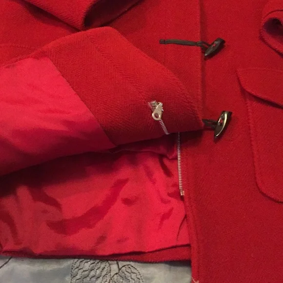 LL BEAN RED 3/4 LENGTH COAT  WORN - Picture 4 of 7